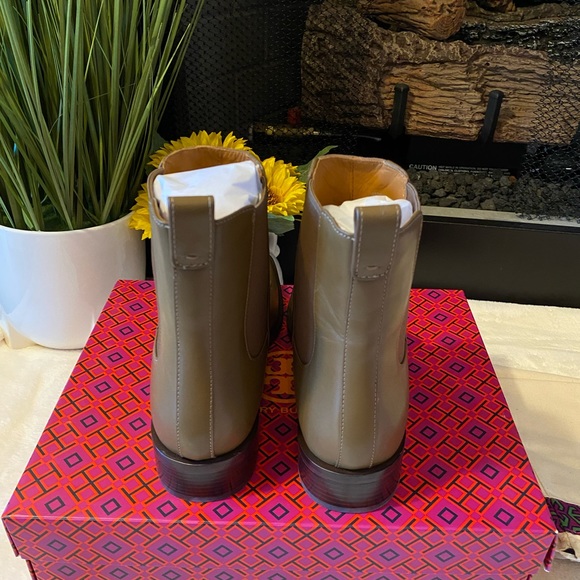 Tory Burch Brown Ankle Boots - Picture 5 of 7